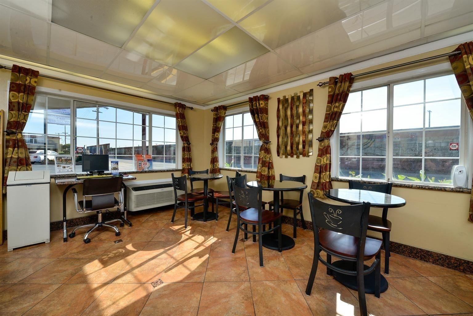 Inn At Bayshore San Mateo Exterior photo
